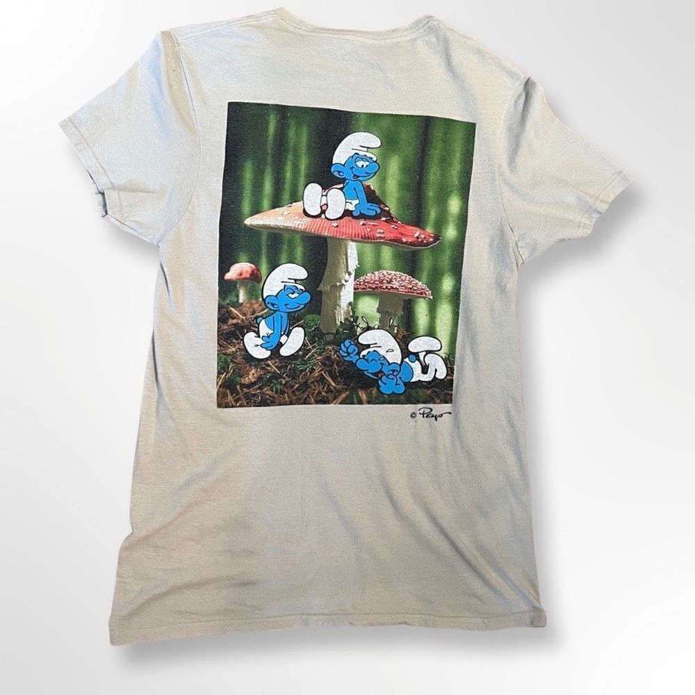 The Smurfs with Mushrooms Beige Officially Licensed Tee Shirt Beige Size Small